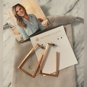 Kendra Scott Rose Gold Easton earrings